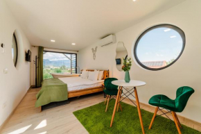 SkyAtlas Hideaway